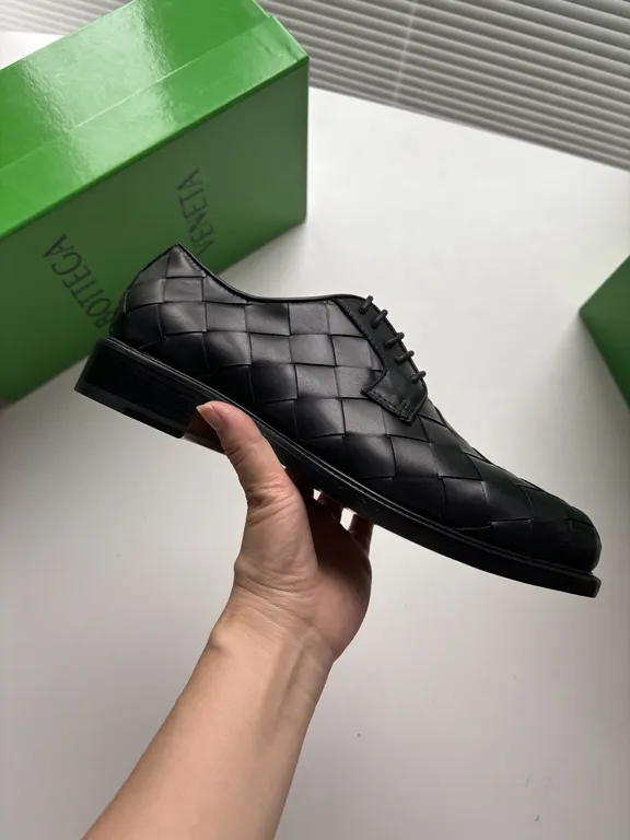 Bottega Veneta Shoe 